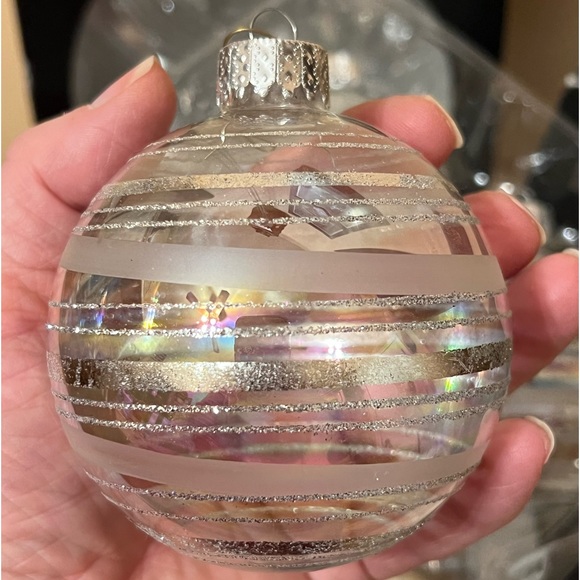 ‼️SOLD‼️ Silver & Glass Christmas Bulbs~ Set (12) - Gorgeous!🎄 - Picture 6 of 7